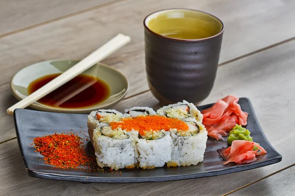 Sushi rollen — Stockfoto