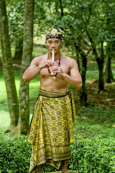 Seks dugonasi dugonasini xotinini sikdi video Yosh Osiyo porno onlayn