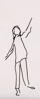 Ayakta duran ve konuşan kız.