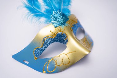 Lüks Mavi Altın Tüy Maske Kapanışı