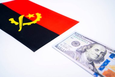 Angola Bayrağı ve ABD Doları Mali Konsepti