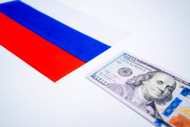 ABD Doları Mali Konseptiyle Rusya Bayrağı