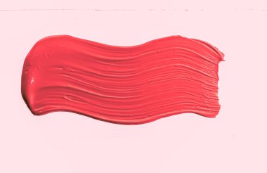 Kırmızı fırça darbesi ya da makyaj lekesi yakın çekim, güzellik kozmetiği ve ruj dokusu