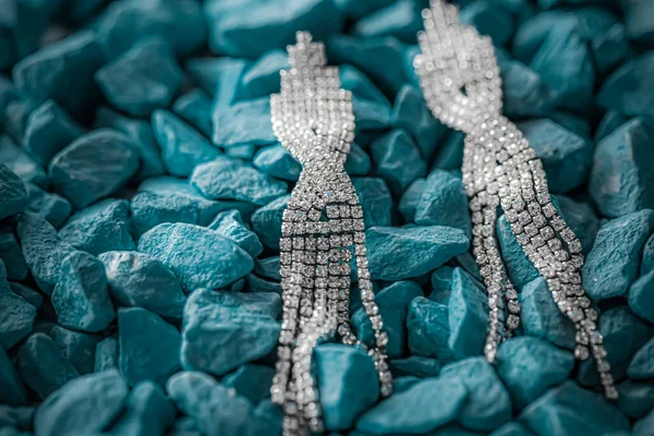 Luxus gyémánt fülbevaló közelkép, ékszerek és divat márka — Stock Fotó