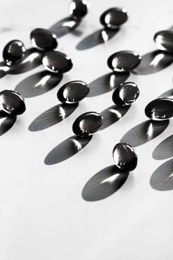 Sağlıklı beslenme için siyah bitkisel kapsüller, ecza markası mağazası, probiyotik ilaç hapları sağlık hizmeti için veya ilaç endüstrisi için ilave ürünler