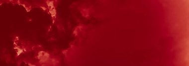 Sıcak ateş alevleri ya da arka plan tasarımı olarak kırmızı bulutlar