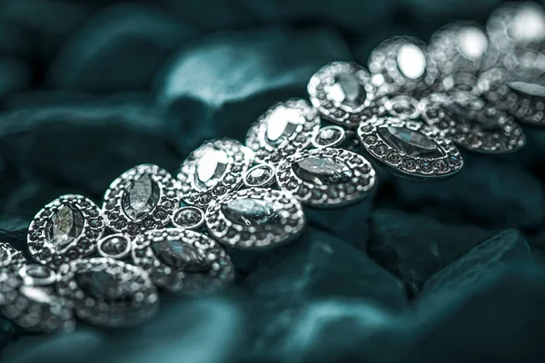Luxusarmband mit Diamanten, Schmuck und Modemarke — Stockfoto