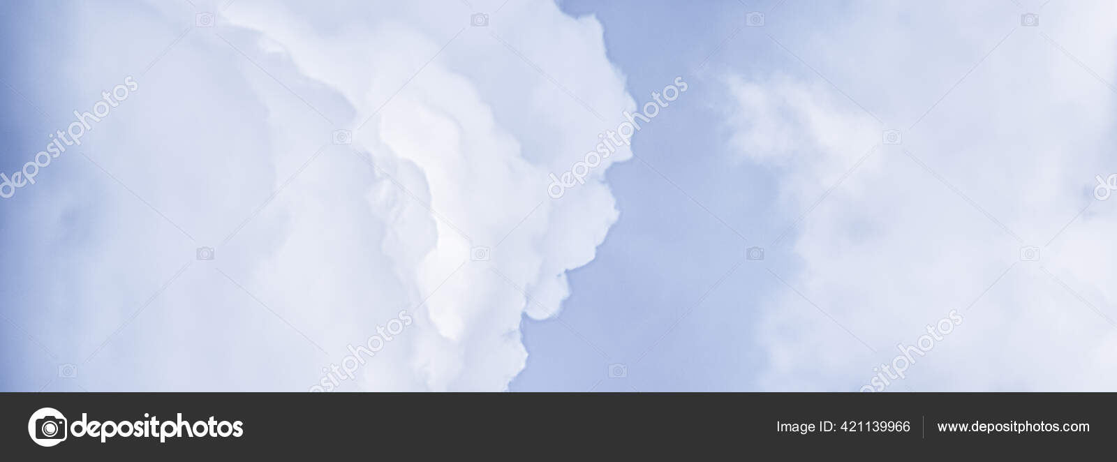 幻想与梦幻般的蓝天 灵性与自然背景 图库照片 C Anneleven 幻想与梦幻般的蓝天 灵性与自然背景 图库照片 C Anneleven