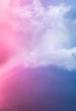 Fantezi gökkuşağı pembe ve mavi gökyüzü, ruhsal ve doğa arkaplan