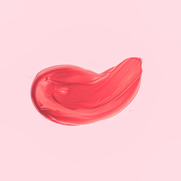 Pincelada roja o maquillaje mancha primer plano, cosméticos de belleza y textura de lápiz labial — Foto de Stock