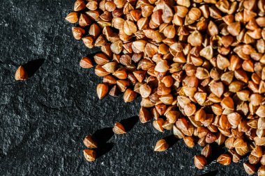 Karabuğday tohumu yakın plan, yemek dokusu ve yemek kitabı geçmişi