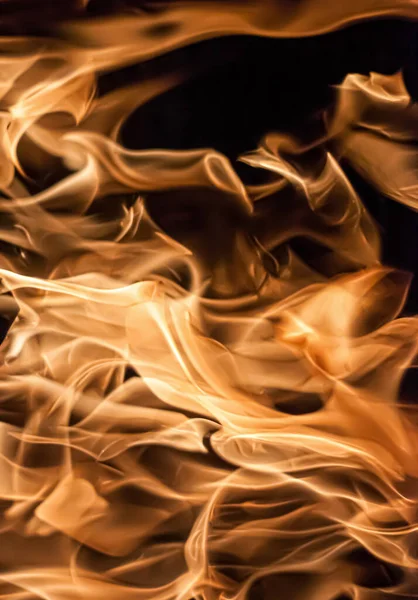 Las llamas de fuego como elemento natural y fondo abstracto — Foto de Stock