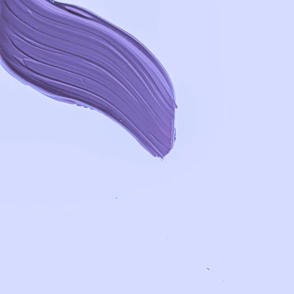 Фіолетовий штрих пензля або макіяж розмити крупним планом, косметику краси та текстуру помади — стокове фото