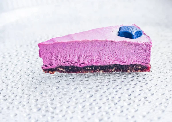 ブルーベリービーガンチーズケーキ,デザートと食事. — ストック写真