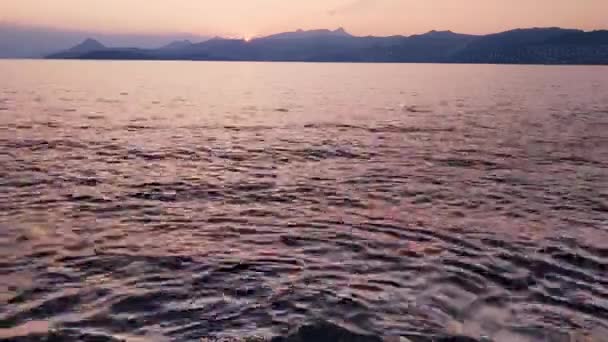 Розовый Закат Средиземном Море Красивый Вид Море Горы Отдых Путешествия — стоковое видео