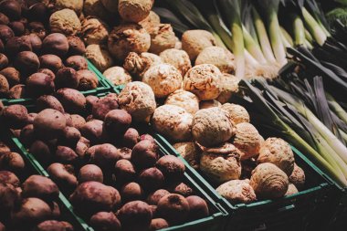 Çiftçi pazarı, gıda ve tarımda organik sebzeler