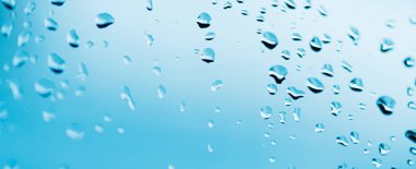 Cam yüzeyine sıvı su damlaları, soyut arkaplan ve bilim arkaplanı