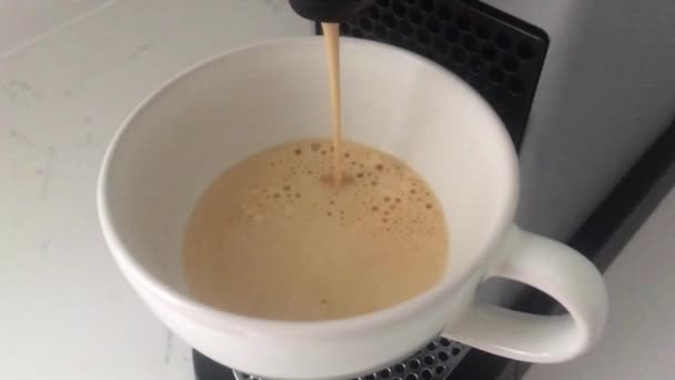 Classic coffee made with espresso machine at home, hot drink and breakfast — Video Stock