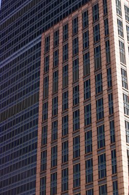 Finans bölgesindeki şirket binası, şehir merkezindeki modern gökdelen, ticari gayrimenkul işi ve çağdaş mimari.