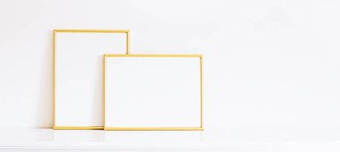 Beyaz mobilyalarda altın çerçeve, lüks ev dekorasyonu ve tasarım, poster baskısı ve basılabilir sanat, çevrimiçi dükkan vitrini