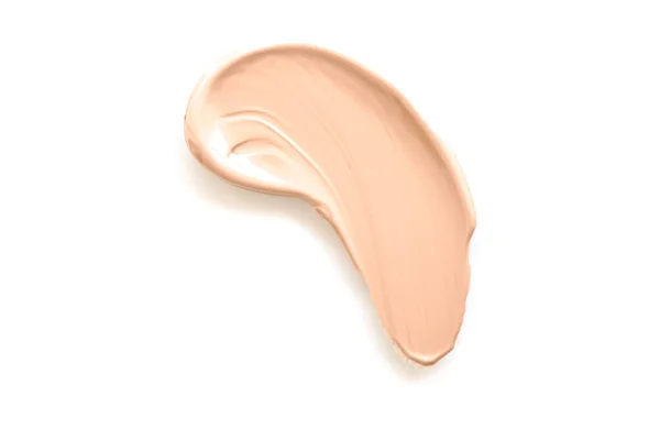 Beige Schönheit kosmetische Textur isoliert auf weißem Hintergrund, verschmutzte Make-up-Emulsion Creme Abstrich oder Foundation Fleck, zerkleinert Kosmetikprodukt und Farbstriche — Stockfoto