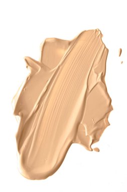 Beyaz arka planda izole edilmiş bej güzellik kozmetik dokusu, lekeli makyaj emülsiyon kremi lekesi veya temel lekesi, ezilmiş kozmetik ürünler ve boya vuruşları