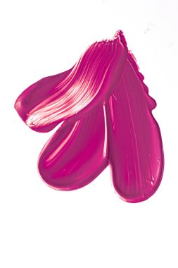 Mor güzellik kozmetik dokusu beyaz arka planda izole, lekeli makyaj emülsiyon kremi lekesi veya temel lekesi, kozmetik ürün ve boya vuruşları