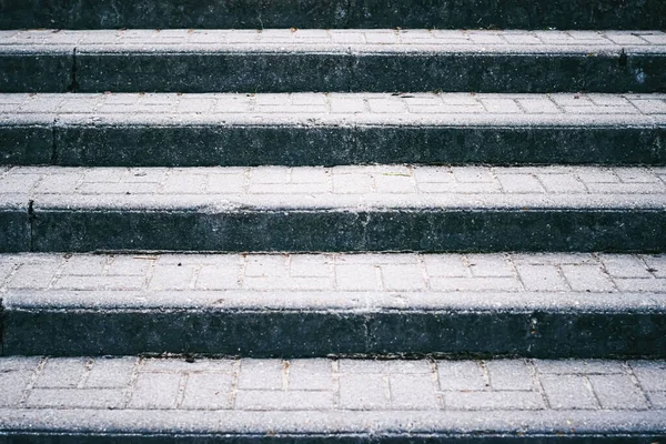 Escalera de hormigón urbano, escaleras escalones en la ciudad como fondo —  Fotos de Stock