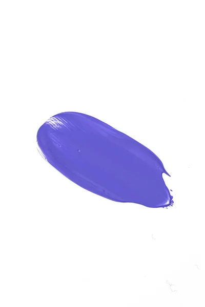 Lavanda viola bellezza texture cosmetica isolata su sfondo bianco, macchia di trucco sbavato o prodotti cosmetici sbavatura, pennellate di vernice — Foto Stock