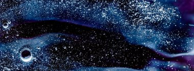 Soyut sıvı pankart arka plan, boya sıçraması, girdap deseni ve su damlaları, güzellik jeli ve kozmetik doku, modern sihir sanatı ve lüks düz dizayn olarak bilim