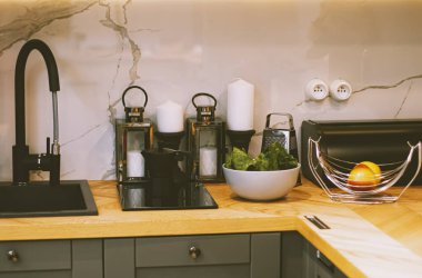 Modern ev veya apartmanda ev dekorasyonu ve iç tasarım, mobilya ve ayrıntılar