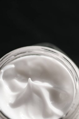 Yüz kremi nemlendirici cilt bakımı ve vücut bakımı ürünleri, ev spası ve doğal cilt bakımı için organik güzellik ürünleri.