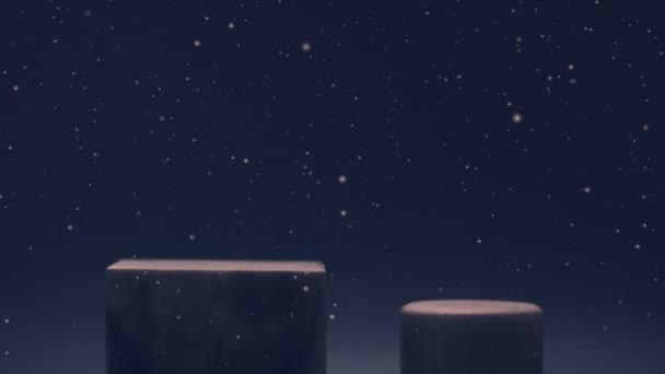 Презентація різдвяного продукту взимку, сніг на синьому фоні, мармуровий подіум для вітрини косметики — стокове відео
