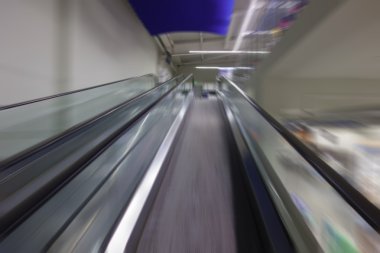 Deposunda bulunan hareketli kamera çekim