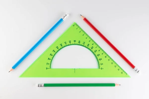 Dreieckslineal Für Das Lernen Der Schule Isoliert Auf Weißem Hintergrund — Stockfoto