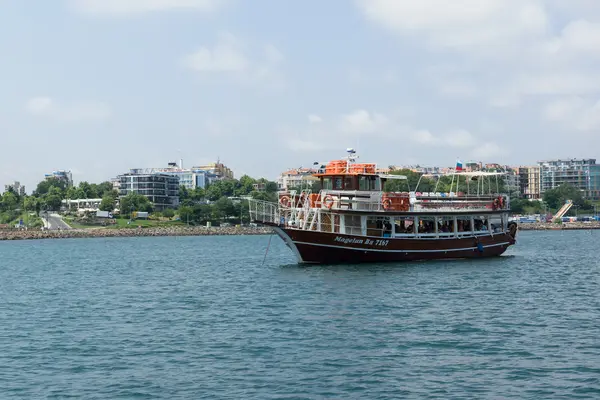 Navio e mar — Fotografia de Stock