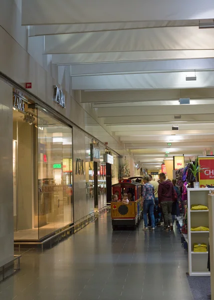 The acropolis store in KLAIPEDA — 图库照片