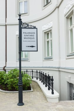 Botanik parkta Palange