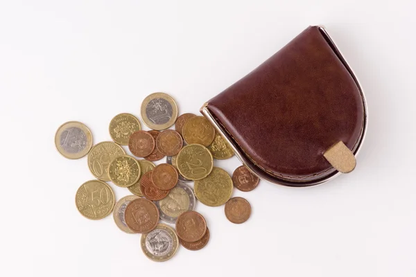 Кошелек с монетами и банкнотами — стоковое фото