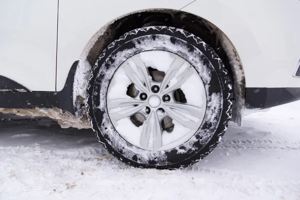 Roues de voiture hiver — Photo