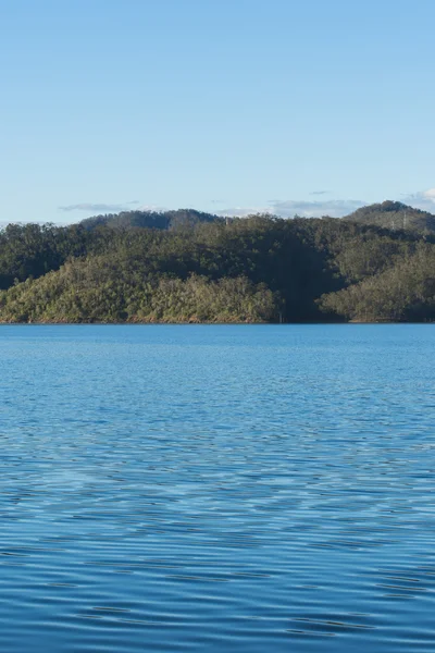 Lake Wivenhoe em Queensland durante o dia — Fotografia de Stock