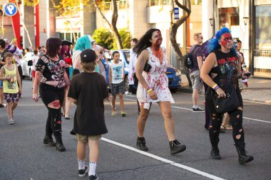 Brisbane, queensland, Avustralya - 5 Ekim 2014: yıllık beyin Vakfı zombi yürüme 5 Ekim 2014'west end, brisbane, Avustralya.