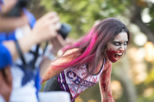 Brisbane, Queensland, Australia - October 5th 2014: Annual brain foundation zombie walk October 5th, 2014 in West end, Brisbane, Australia. — Stock Photo, Image