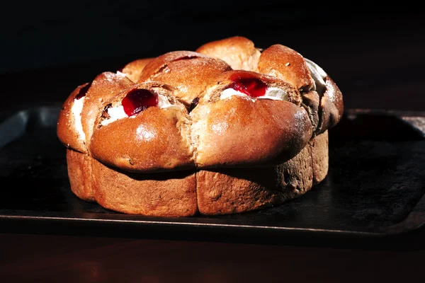 Raspberry jam and cream pastry — Stock Photo, Image