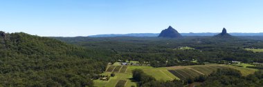Tepeler ve Sunshine Coast hinterland mera.