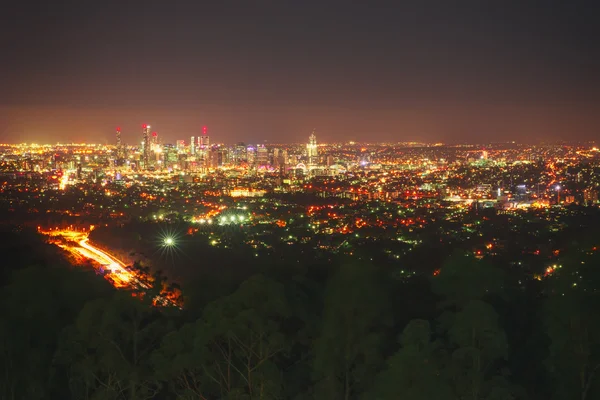 Pohled na město Brisbane od Mount lyska tha — Stock fotografie