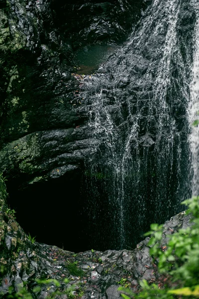 Natürlicher Brückenwasserfall — Stockfoto