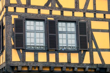 Eski rustik windows