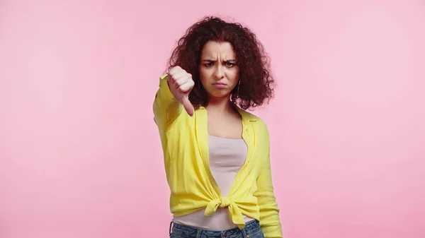 Verärgerte Junge Frau Zeigt Daumen Nach Unten — Stockfoto