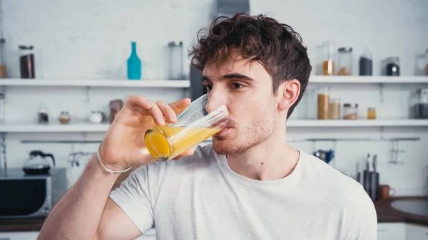 Man White Shirt Drinking Refreshing Orange Juice Morning — Stock Photo, Image